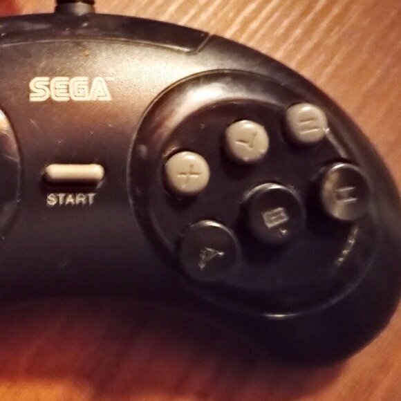 Sega Genesis OEM Controller {Cleaned and Working} (Used) - Picture 5 of 10